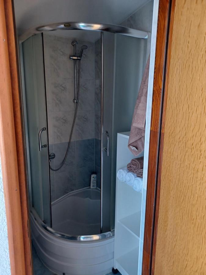 Apartmani Jakovljevic Murter Exterior foto